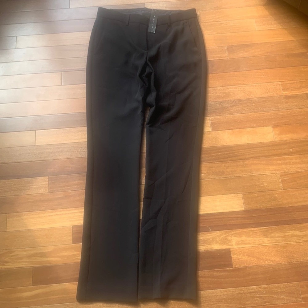 NWT Theory Izelle pants, size 4.